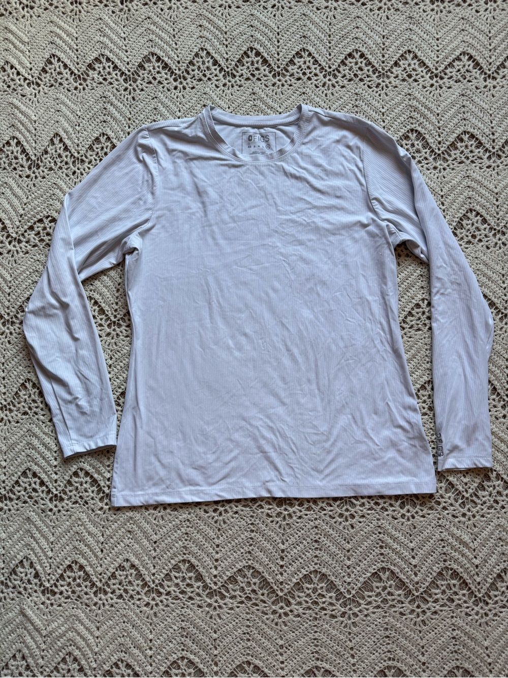 Figs White Ribbed Long-Sleeve Under Scrub Top Size XL Figs Scrubs